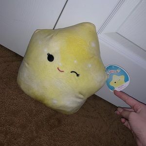 8” Estrella the start squishmallow